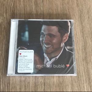 Michael Bublé ‘♥️ love’ album.